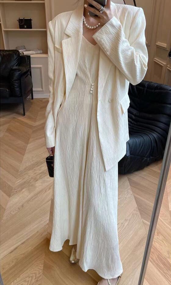 【セール中】カジュアルスーツ 事務服 OL 可愛い レディース 2点セット ジャケット+吊りワンピース キャリア 通勤 就活 セレモニースーツ ママスーツ 体型カバー スーツ セットアップ ワンピース 【セール中】カジュアルスーツ 事務服 OL 可愛い レディース 2点セット ジャケット+吊りワンピース キャリア 通勤 就活 セレモニースーツ ママスーツ 体型カバー スーツ セットアップ ワンピース