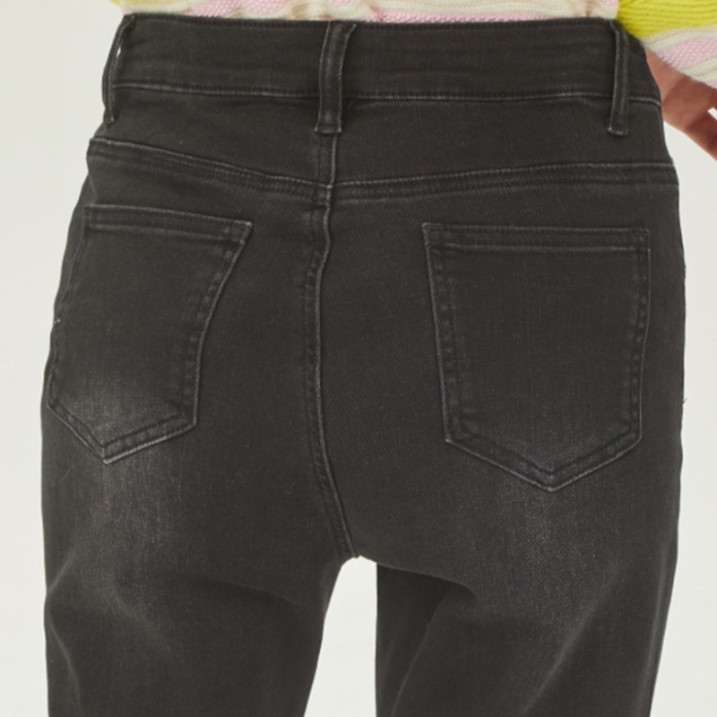 (ベネトン) ベネトンポケットポイントストレートフィットデニムパンツ BADPA3411_BK (ベネトン) ベネトンポケットポイントストレートフィットデニムパンツ BADPA3411_BK