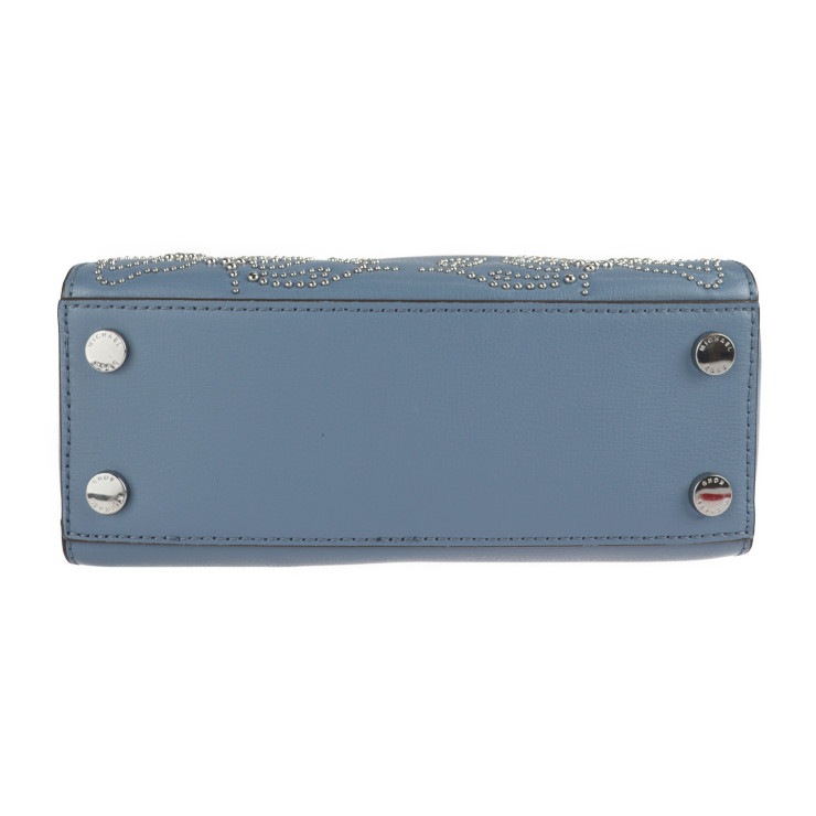 新古未使用展示品 マイケルコース ハンドバッグ 35F8SE0S5L レザー スカイブルー シルバー金具 フラワーモチーフ 花柄 スタッズ 2WAY ショルダーバッグ【本物保証】 新古未使用展示品 マイケルコース ハンドバッグ 35F8SE0S5L レザー スカイブルー シルバー金具 フラワーモチーフ 花柄 スタッズ 2WAY ショルダーバッグ【本物保証】