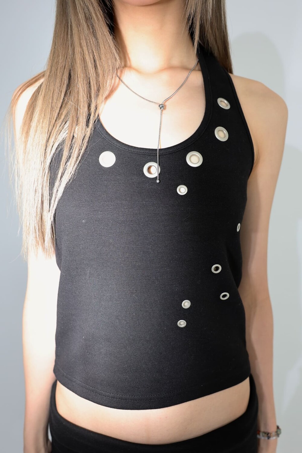 [ALDIYOUU][IVE REI] Eyelet halterneck sleeveless_BLACK