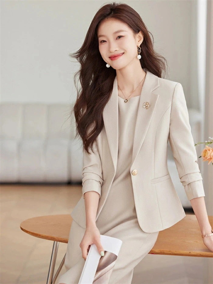 【急速出荷!】ワンピーススーツ レディース 春秋 セットアップ 2点セット ビジネススーツ フォーマルスーツ ワンピース 膝丈 ノースリーブ テーラードジャケット ジャンスカ 大きいサイズ 華奢 上品 【急速出荷!】ワンピーススーツ レディース 春秋 セットアップ 2点セット ビジネススーツ フォーマルスーツ ワンピース 膝丈 ノースリーブ テーラードジャケット ジャンスカ 大きいサイズ 華奢 上品