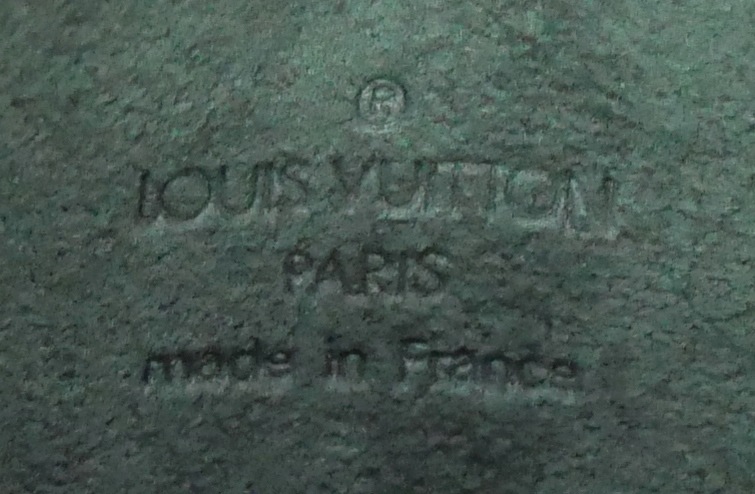 ルイヴィトン フロッピーディスクケース M30344 タイガ エピセア(グリーン) 【中古】 (24368) ルイヴィトン フロッピーディスクケース M30344 タイガ エピセア(グリーン) 【中古】 (24368)