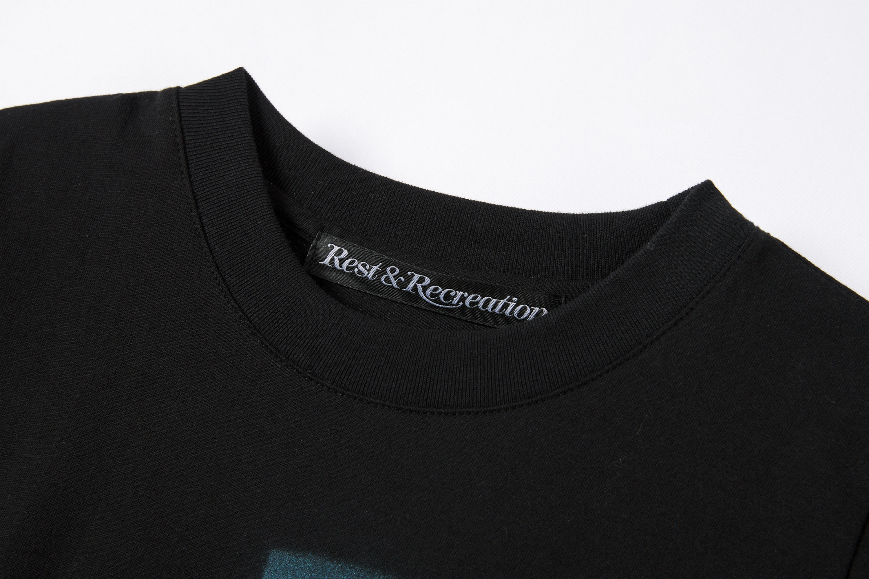 ★Rest & Recreation★RR ARROW POINT SPRAY PRINTED T-SHIRT REST & RECREATION】 RR ARROW POINT SPRAY PRINTED T-SHIRT
