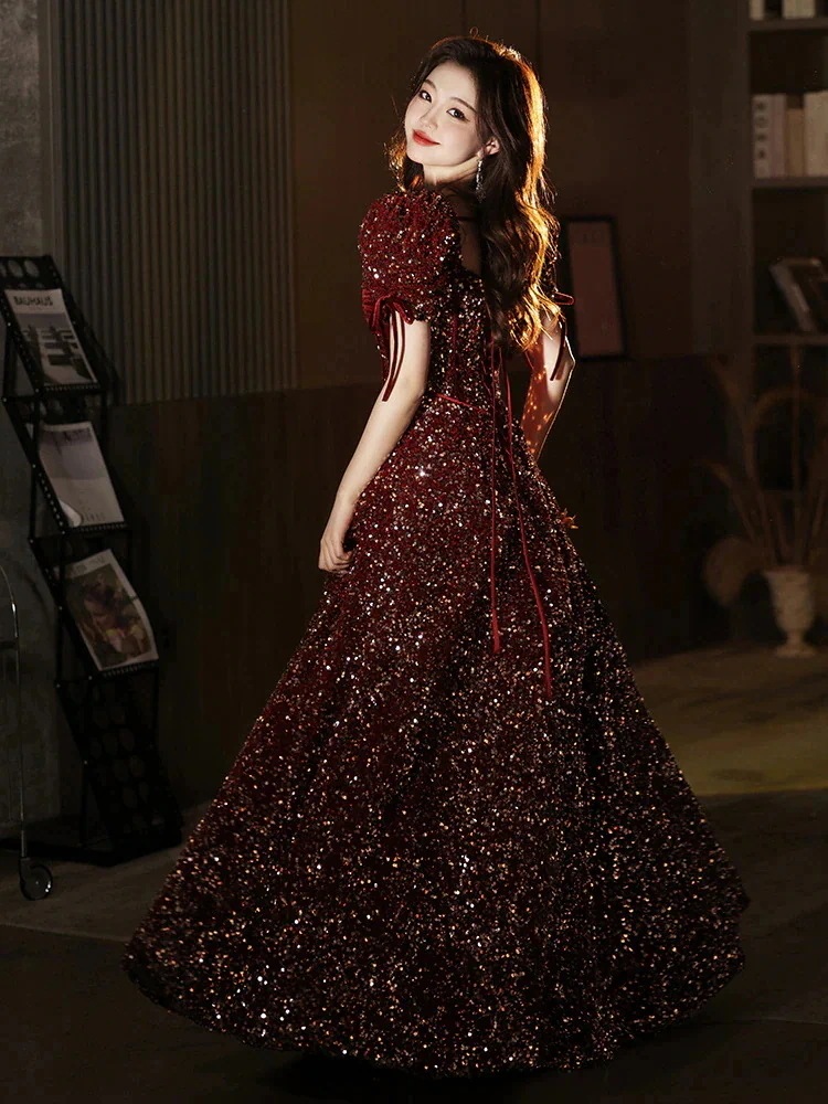 モテTシャツロングワンピース Tシャツワンピートーストウェア ブライダル 2024 レッド ウェディングドレス 女性 プリンセス 婚約ドレス 春 ロングワンピース モテTシャツロングワンピース Tシャツワンピートーストウェア ブライダル 2024 レッド ウェディングドレス 女性 プリンセス 婚約ドレス 春 ロングワンピース