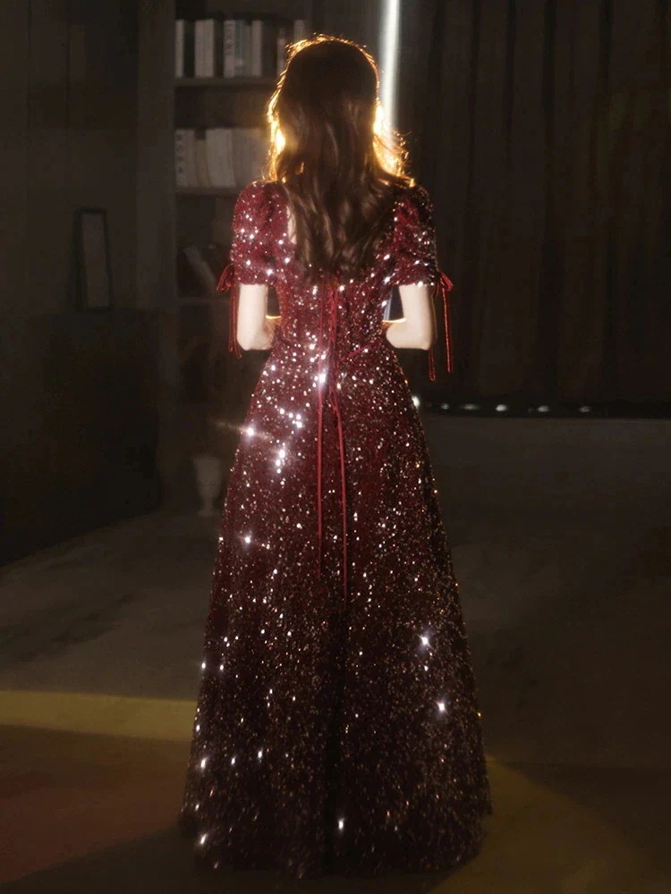 モテTシャツロングワンピース Tシャツワンピートーストウェア ブライダル 2024 レッド ウェディングドレス 女性 プリンセス 婚約ドレス 春 ロングワンピース モテTシャツロングワンピース Tシャツワンピートーストウェア ブライダル 2024 レッド ウェディングドレス 女性 プリンセス 婚約ドレス 春 ロングワンピース