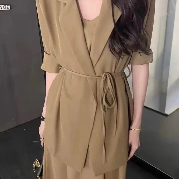 レディースファッション 卒園 夏服 新作 卒業式パンツスーツ 2025夏 夏アウター 涼しい生地 セットアップ 入学式 入園式 スーツジャケット 二点セット 薄手 レディース スーツセット ママスーツ レディースファッション 卒園 夏服 新作 卒業式パンツスーツ 2025夏 夏アウター 涼しい生地 セットアップ 入学式 入園式 スーツジャケット 二点セット 薄手 レディース スーツセット ママスーツ