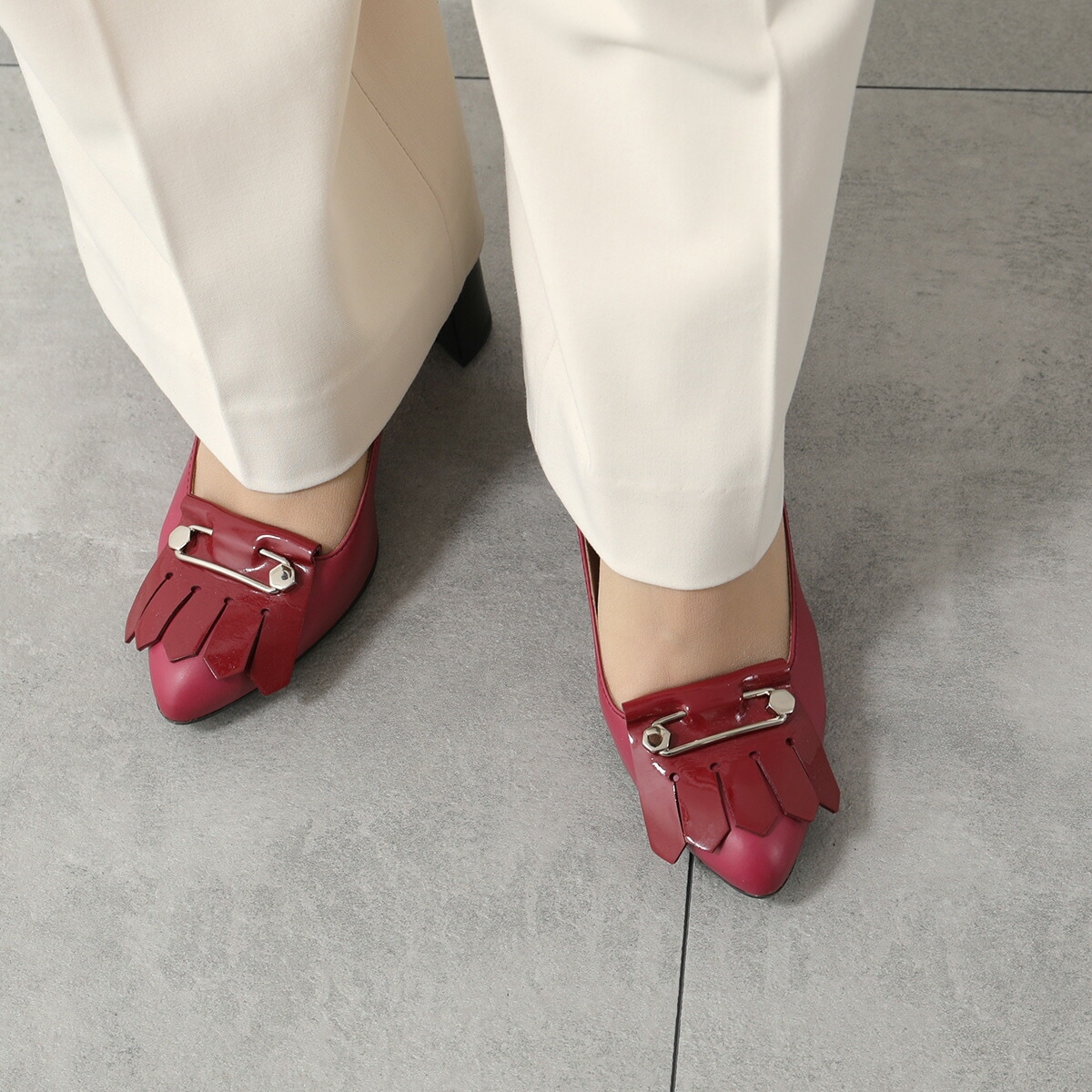 美品✨TOD'S トッズ チャンキーヒール パンプス レザー ブラック 37.5 トッズ パンプス チャンキーヒール ハイヒール レザー 37.5 ブラック