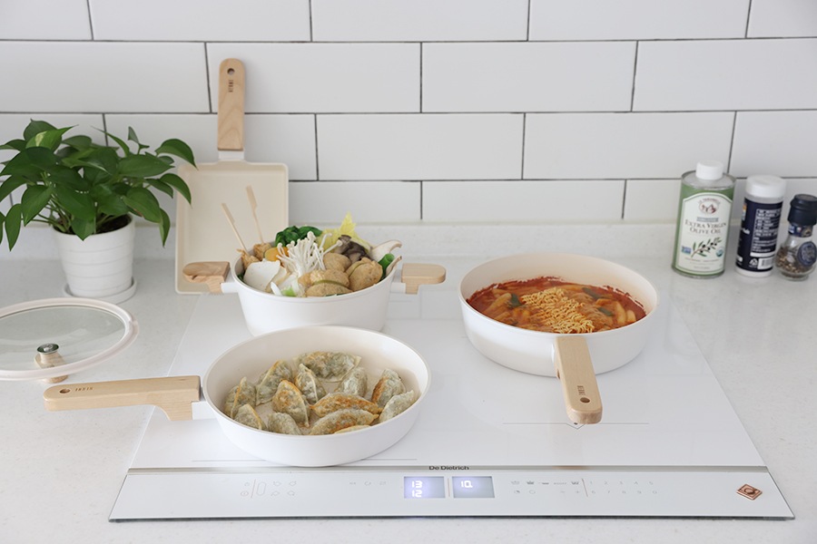 HERNE CERAMIC COOKWARE 3点セット(両手鍋20cm+深型フライパン24cm+フライパン28cm) 韓国 韓国雑貨 キッチン キッチングッズ 鍋 セット フライパン 20 30 2 HERNE CERAMIC COOKWARE 3点セット(両手鍋20cm+深型フライパン24cm+フライパン28cm) 韓国 韓国雑貨 キッチン キッチングッズ 鍋 セット フライパン 20 30 2