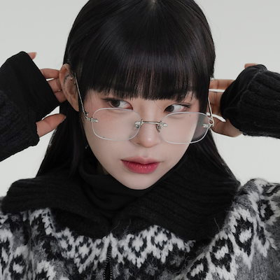 ive コンパクトミラー MD ウォニョン IVE」チャン・ウォニョン、コスメCM撮影ビハインドを公開…華やかな