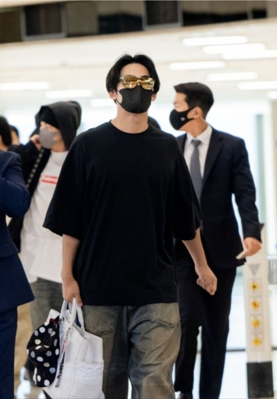 SEVENTEEN トレーナー alexander wang - 【ラスト1点】 CREWNECK SWEATSHIRT WITH