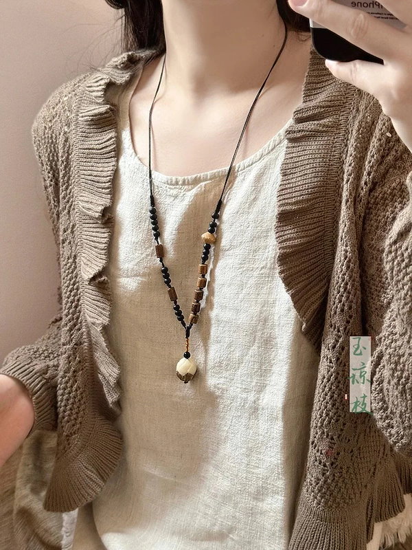 中国　白玉　ネックレス　骨董品　美術品 ArtOpus. ネックレス ファミリア 白 湘南 茅ヶ崎市 陶磁器