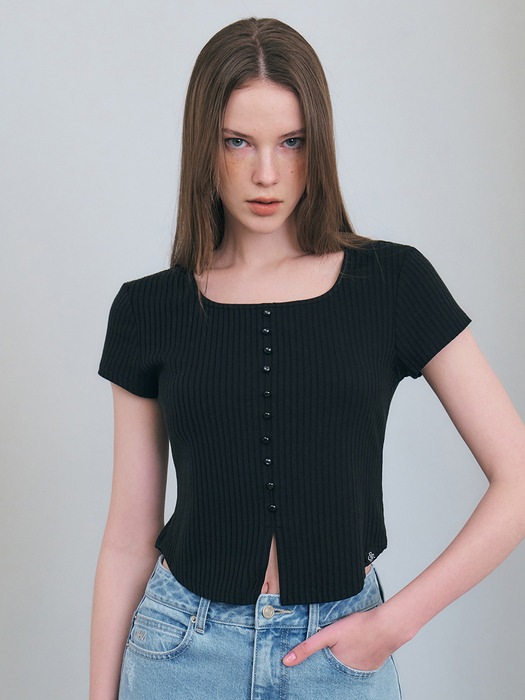 韓国芸能人ファッション - リブスクエアネック半袖Tシャツ - チェスビン モデル人気ファッションアイテム 韓国芸能人ファッション - リブスクエアネック半袖Tシャツ - チェスビン モデル人気ファッションアイテム