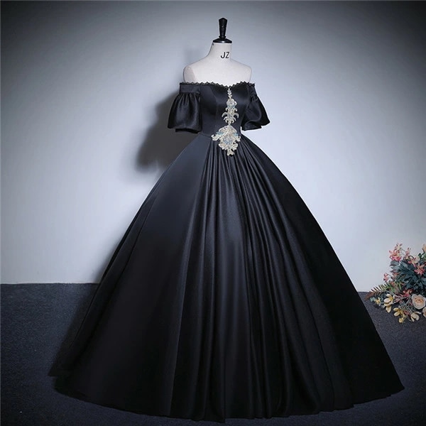 【キッズロングドレス150ｃｍ　スパンコール＆パール】ブラック　結婚式 発表会 Qoo10] ロングドレス 演奏会 黒 ドレス ブラッ