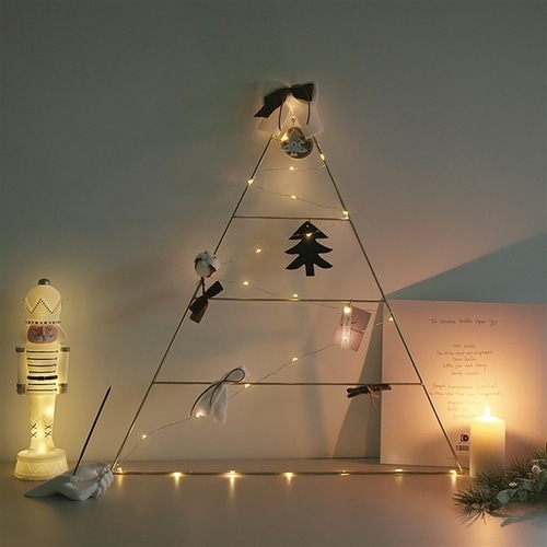 blooming&me ウィンターデコ ツリーフレームセット 電球付き blooming&me ウィンターデコ ツリーフレームセット 電球付き