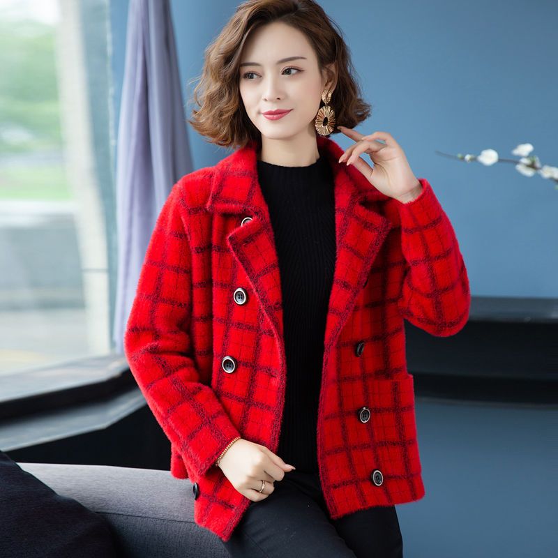 二八月の大きいサイズの婦人服はゆったりしていてスーツの襟の上着のコートはな小さな香りのコートです