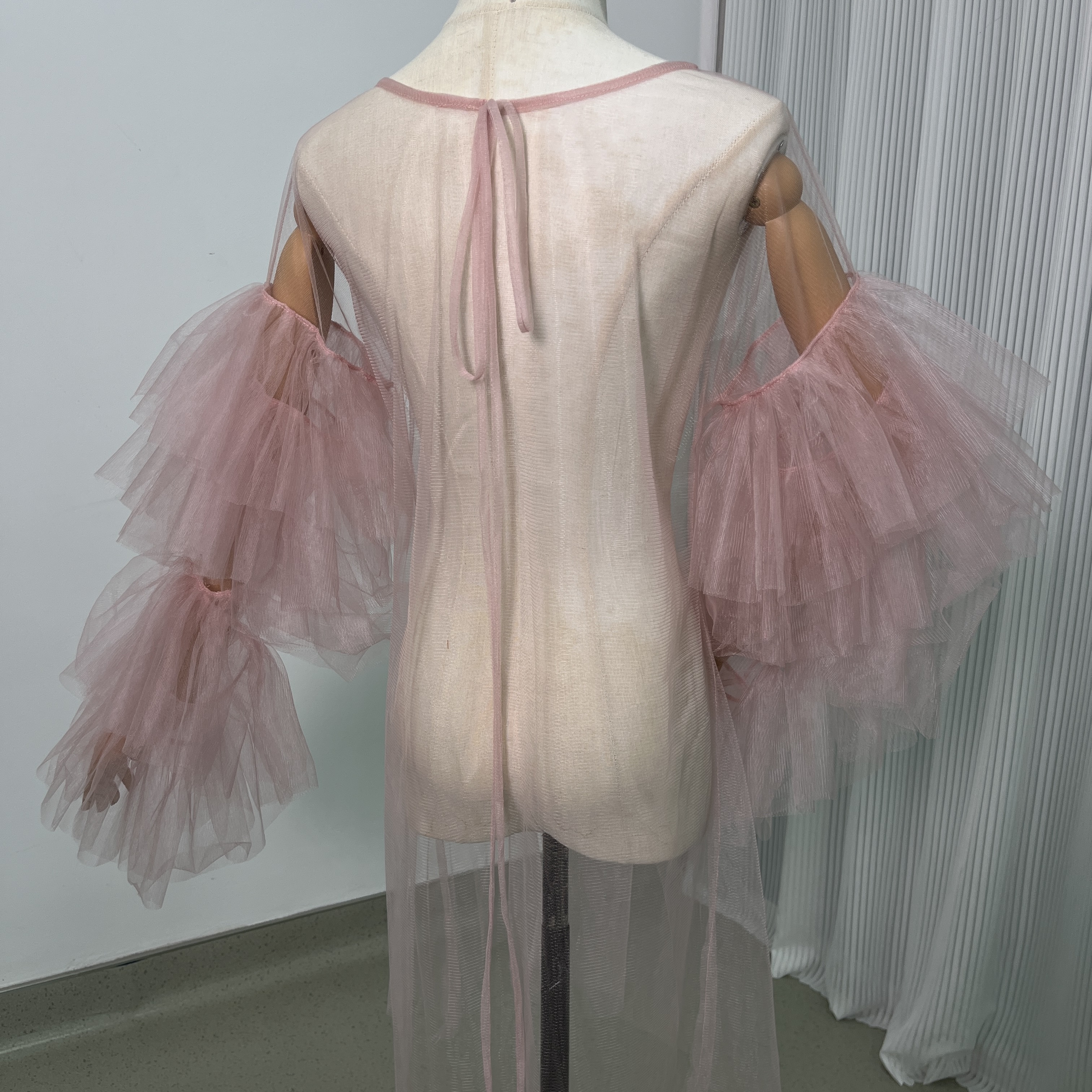 トップス くすみピンク ふわふわ袖 色直し ラッフルフリル オーダーメイド 花嫁 披露宴 トップス くすみピンク ふわふわ袖 色直し ラッフルフリル オーダーメイド 花嫁 披露宴