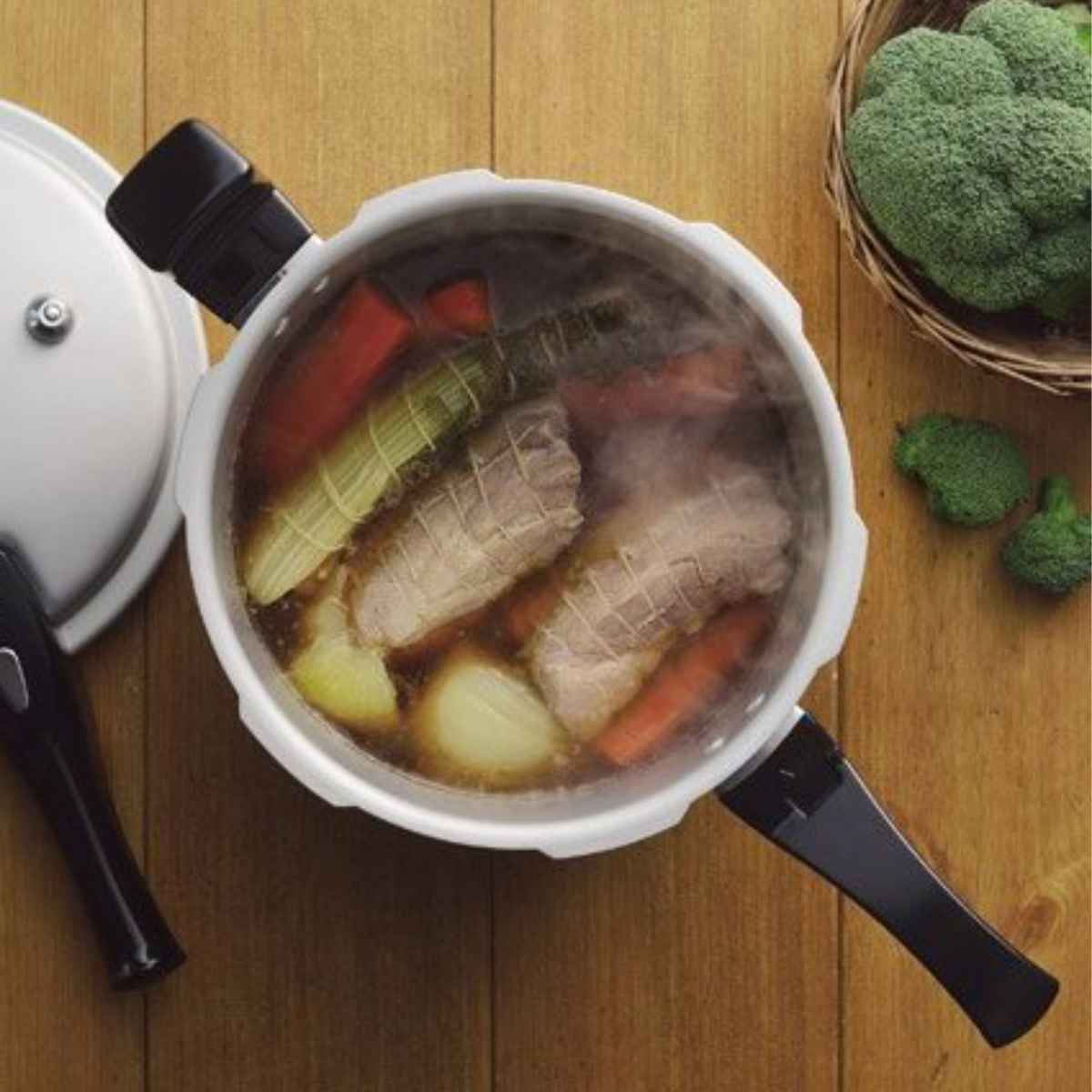 圧力鍋 3L IH対応 ホットクッキング 4合炊 ガス火 IH 対応 アルミ製 片手圧力鍋 軽量 軽い 調理器具 調理用品 アルミ鍋 片手鍋 圧力なべ 3リットル 4合炊き オール熱源対応 圧力鍋 3L IH対応 ホットクッキング 4合炊 ガス火 IH 対応 アルミ製 片手圧力鍋 軽量 軽い 調理器具 調理用品 アルミ鍋 片手鍋 圧力なべ 3リットル 4合炊き オール熱源対応