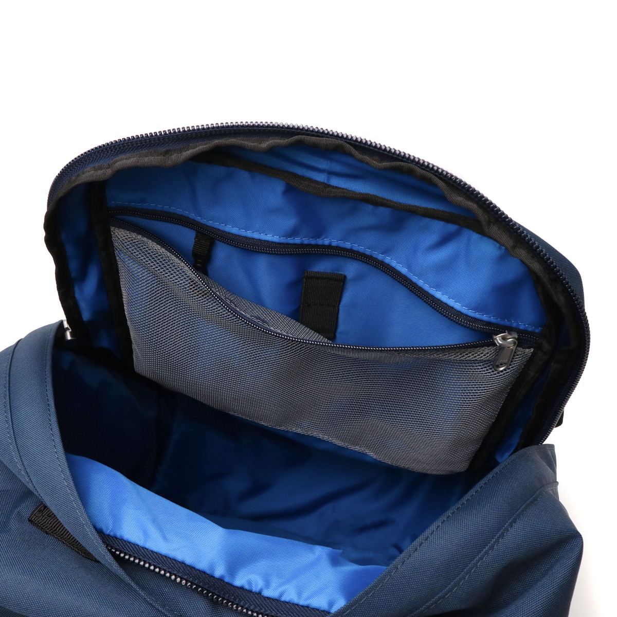 正規品10年保証 メンズ レディース 大容量 通学 軽量 耐水 カジュアル B4 A4 デイパック 旅行 CLASSIC PLUS BACKPACK 32L