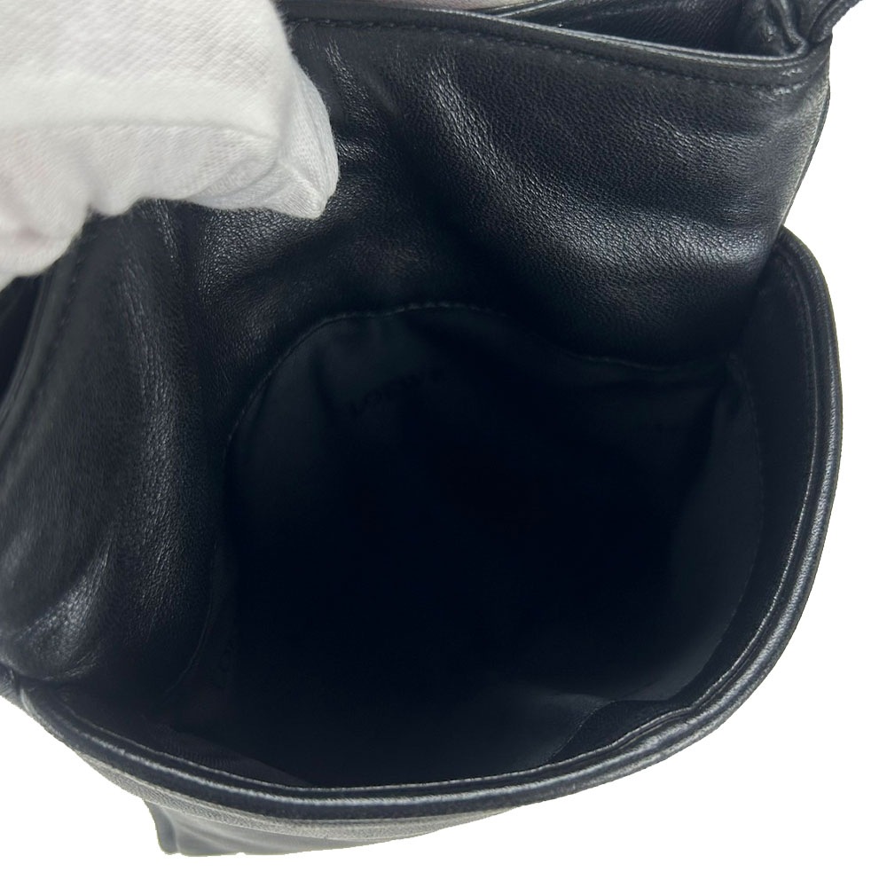 LOEWE ブラックポシェット ロエベ ミニ ショルダー バッグ ポシェット 斜め掛け レザー 革