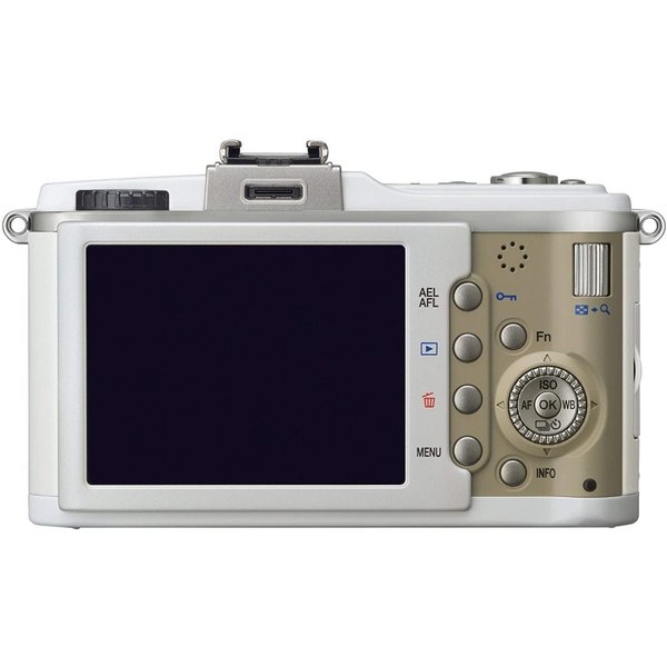 【中古】オリンパス OLYMPUS E-P2 プレミアムキット ホワイト E-P2プレミアムキット-WHT SDカード付き