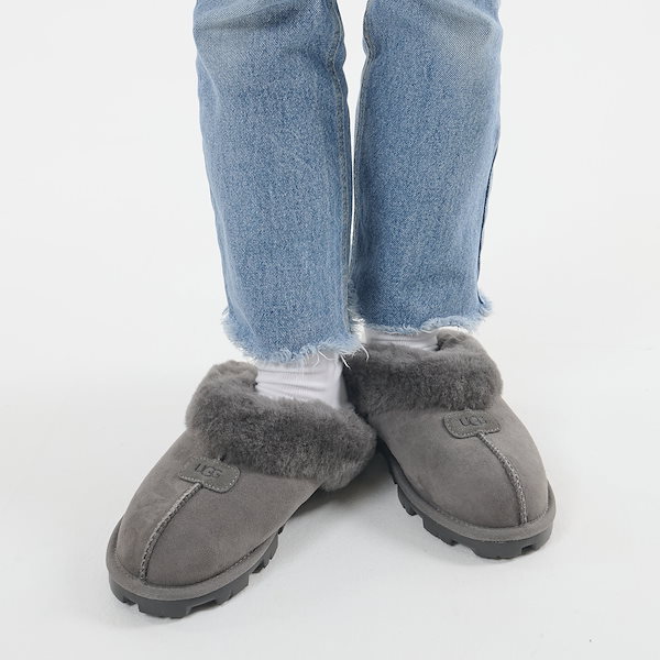 Qoo10] UGG サンダル ファー スリッパ サボ コケッ