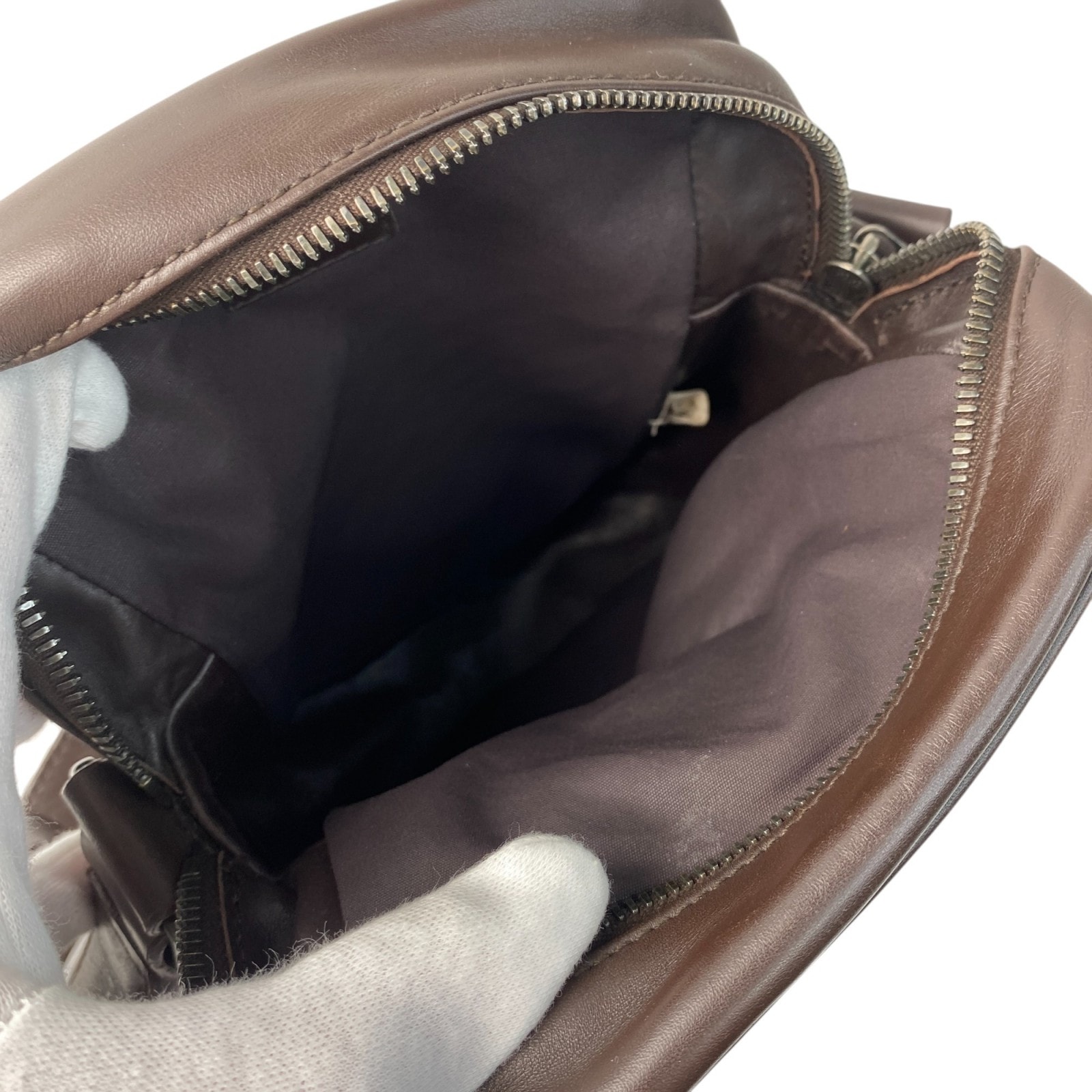 ボッテガヴェネタ BOTTEGAVENETA メンズ イントレチャート ショルダーバッグ 斜めがけ クロスボディ ボッテガヴェネタ BOTTEGAVENETA メンズ イントレチャート ショルダーバッグ 斜めがけ クロスボディ