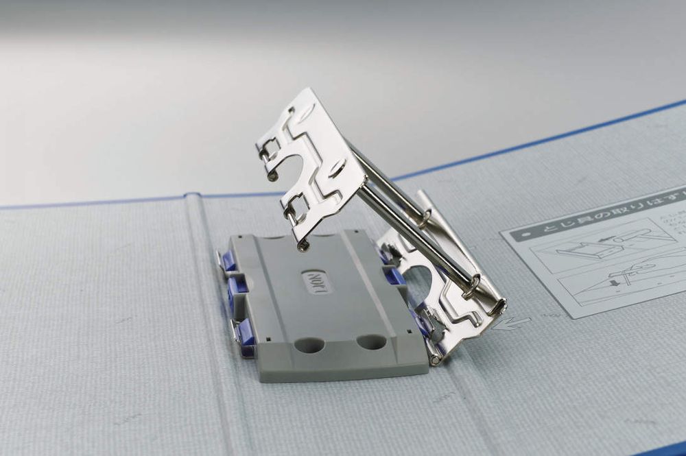 （まとめ買い）ライオン事務器 パイプ式ファイル両開き環境 A4 800枚収容 80mmとじ No.783RK ライトグレー 112-67 [x3]