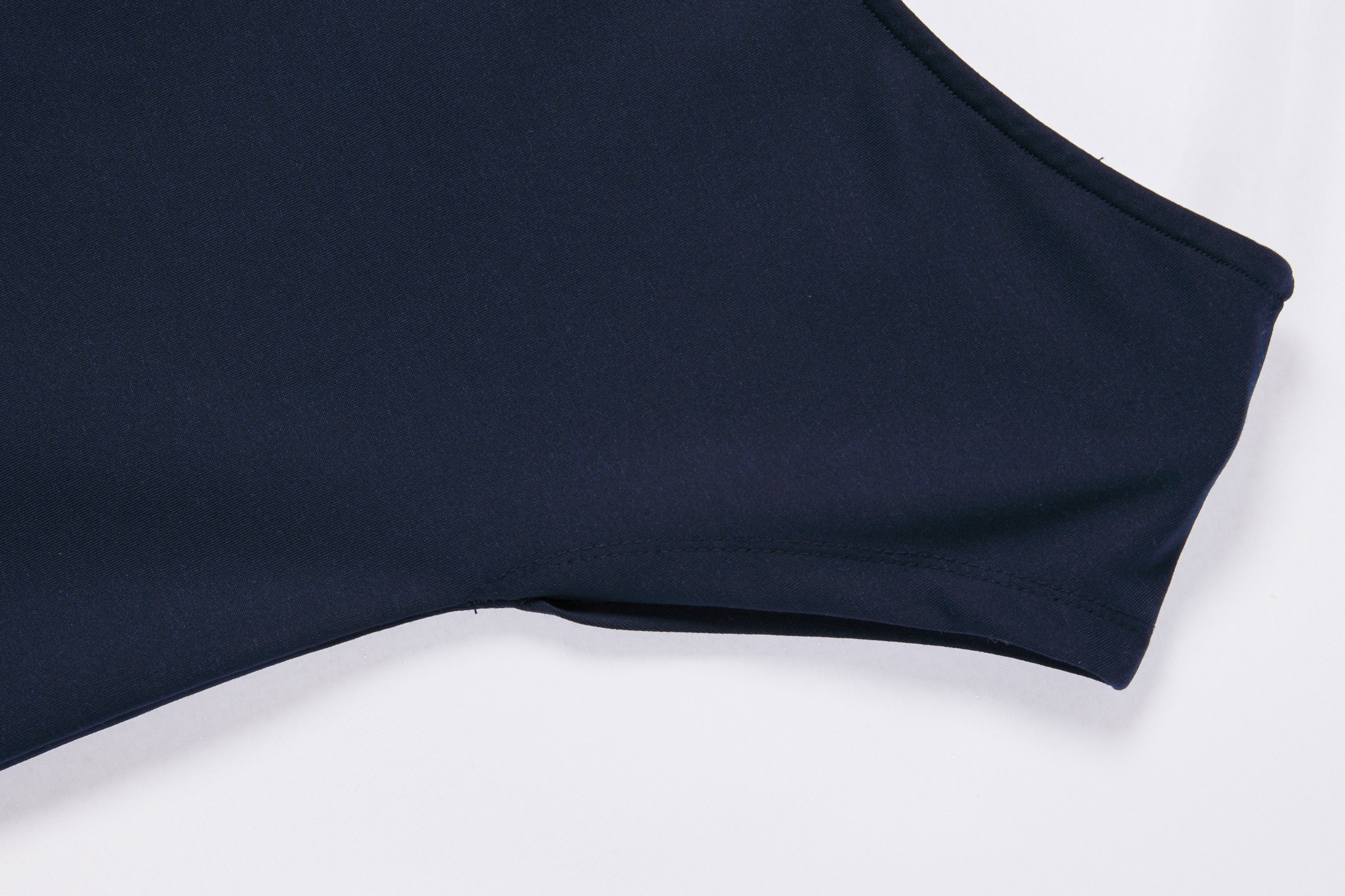 【Rest & Recreation】★RR UNBALANCE SLEEVE TOP REST & RECREATION】 RR UNBALANCE SLEEVE TOP : 2COLOR 知的で有能