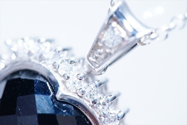 ハートシェイプブラックオニキス ラウンドキュービックジルコニアシルバーペンダントトップ (レディ-ス) ハートシェイプブラックオニキス ラウンドキュービックジルコニアシルバーペンダントトップ (レディ-ス)