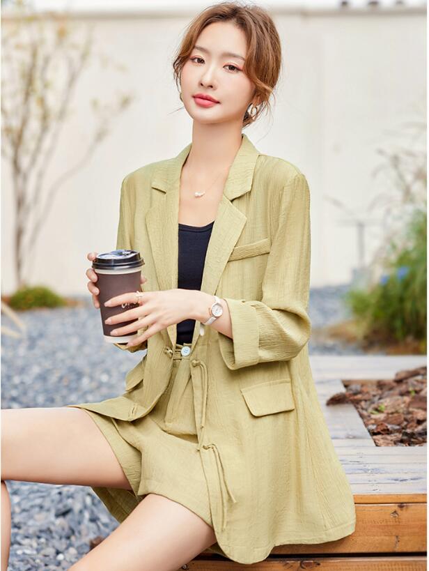 洗えるスーツ 着痩せ レディース フォーマル セットアップ 通勤 OL 7分袖ジャケット+短パンツ 2点セット ママ 入学式 卒業式 カジュアル ビジネス パンツスーツ ロングコート 日焼け止め セレ 洗えるスーツ 着痩せ レディース フォーマル セットアップ 通勤 OL 7分袖ジャケット+短パンツ 2点セット ママ 入学式 卒業式 カジュアル ビジネス パンツスーツ ロングコート 日焼け止め セレ