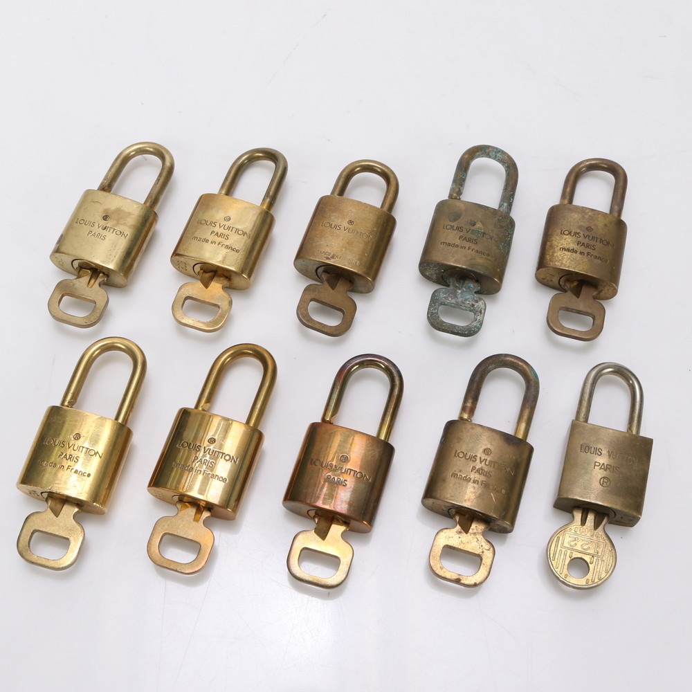 まとめ 10点 セット カデナ パドロック南京錠キー鍵ゴールド バッグ モノグラム ダミエ トート ショルダー シルバー メンズ レディース MMM BI12-2 中古