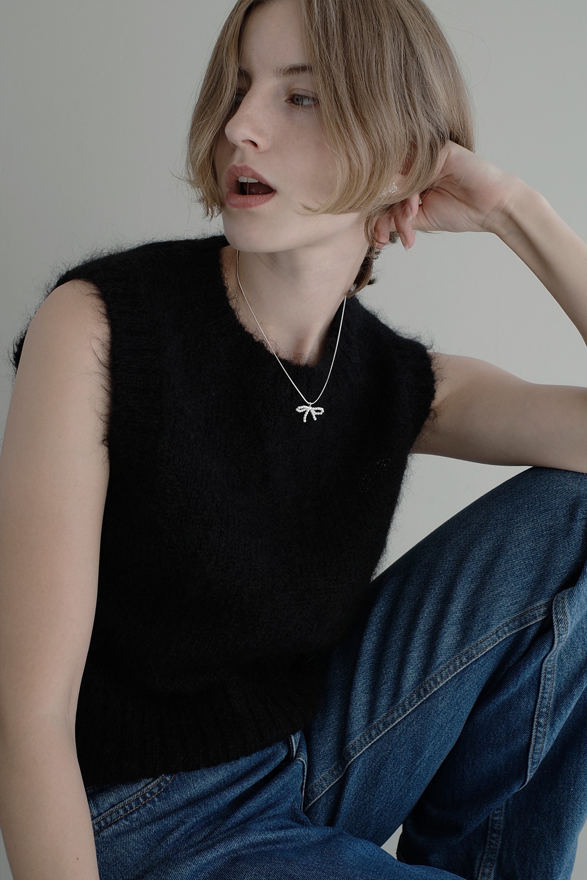 Monday Edition】24SS TIE A PEARL RIBBON NECKLACE
