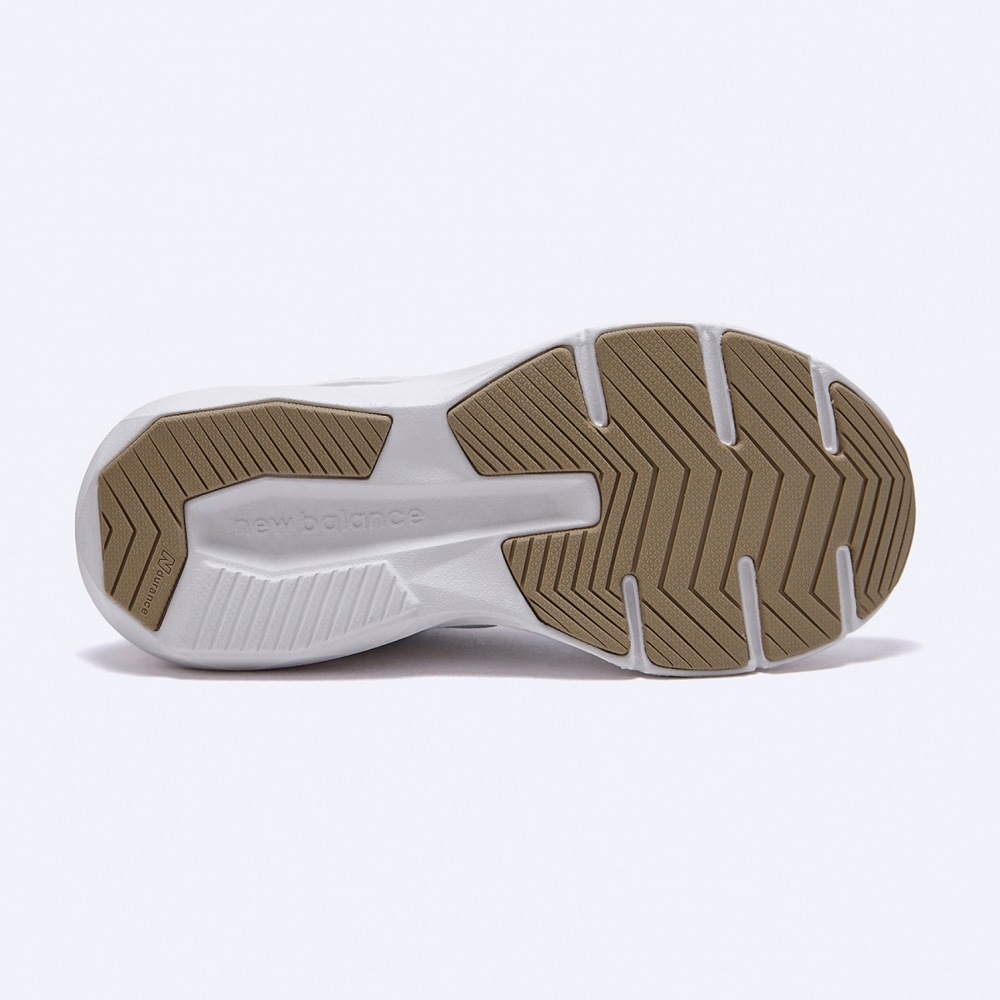 ニューバランス UA800DW1