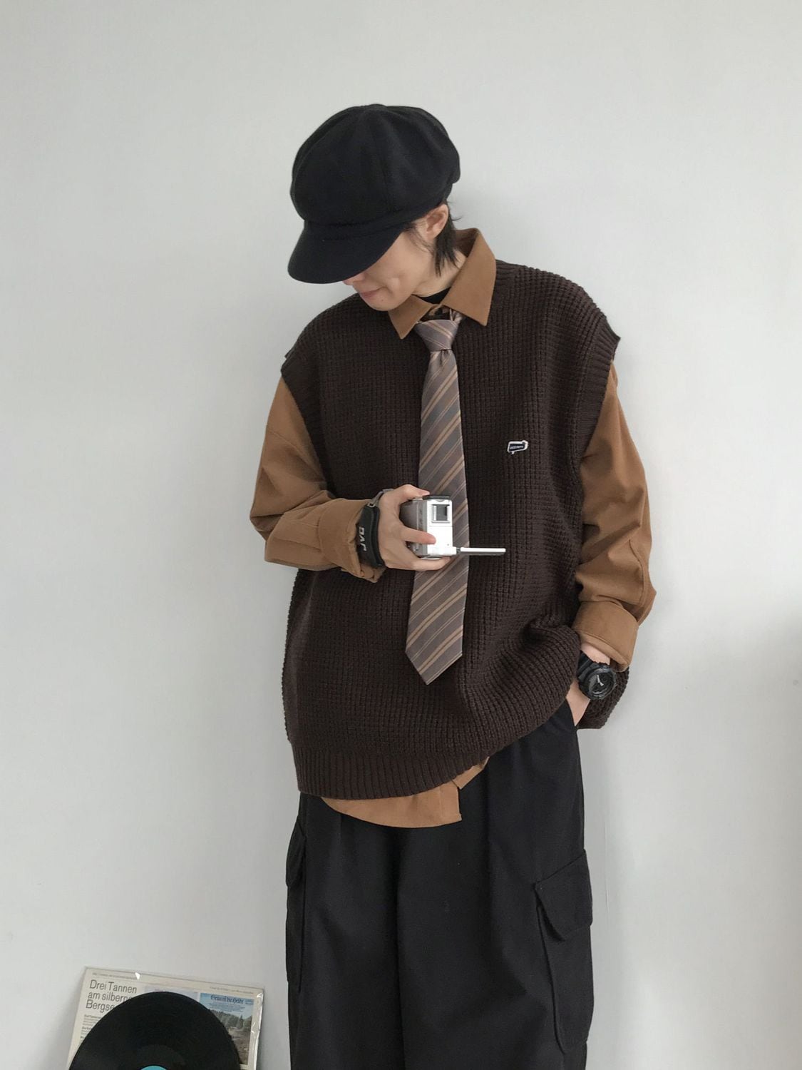 メガ割 服 日系 レトロ ラウンドネックベスト+長袖シャツ+カーゴパンツ 3点セット ノースリーブ ニット 男女兼用 メガ割 服 日系 レトロ ラウンドネックベスト+長袖シャツ+カーゴパンツ 3点セット ノースリーブ ニット 男女兼用