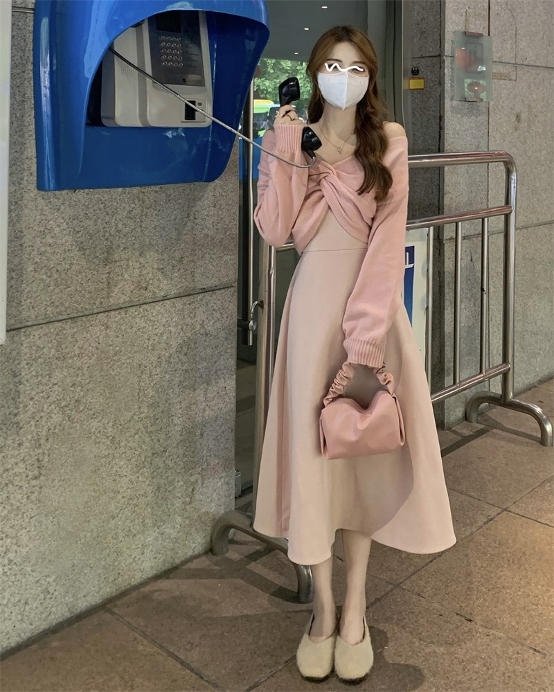 【着用レビュー】トップス ワンピース レディース 韓国 ニット セーター キャミソールワンピース キャミワンピ ロング丈 長袖 Vネック Aライン 切り替え 裾フレア ゆったり かわいい 大人可愛い