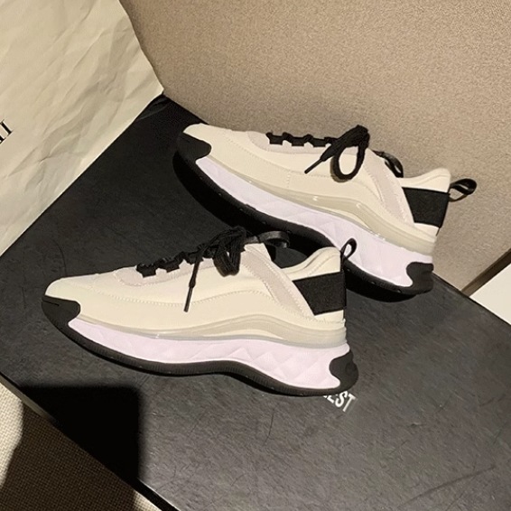 レディース スニーカー ダンス レースアップ レザー かわいい 大人可愛い シンプル カジュアル おしゃれ かっこいい スポーティー マニッシュ ボーイッシュ ラフ ビジネス 通勤 通学 デート