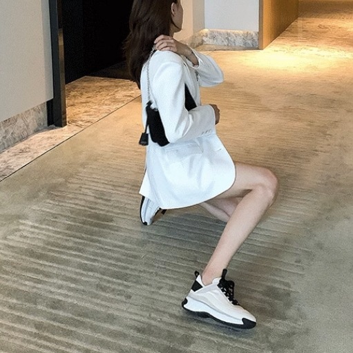 レディース スニーカー ダンス レースアップ レザー かわいい 大人可愛い シンプル カジュアル おしゃれ かっこいい スポーティー マニッシュ ボーイッシュ ラフ ビジネス 通勤 通学 デート