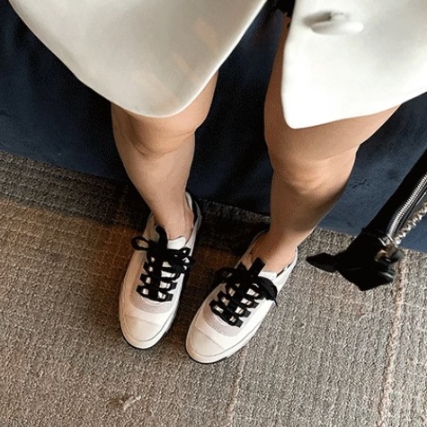 レディース スニーカー ダンス レースアップ レザー かわいい 大人可愛い シンプル カジュアル おしゃれ かっこいい スポーティー マニッシュ ボーイッシュ ラフ ビジネス 通勤 通学 デート