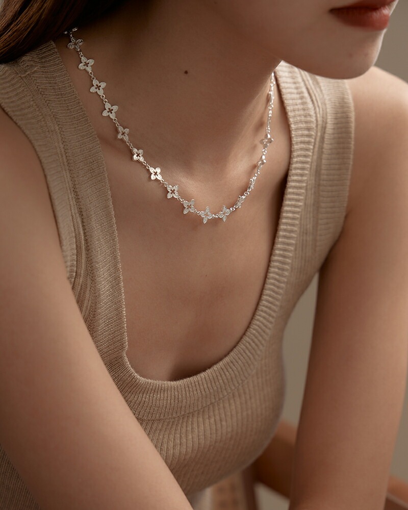 【高品質silver925】【予約商品】ネックレス フラワー　クローバー　チェーンネックレス シルバー925 インスタ 大人かわいい おしゃれ シンプル レディース シルバー ゴールド