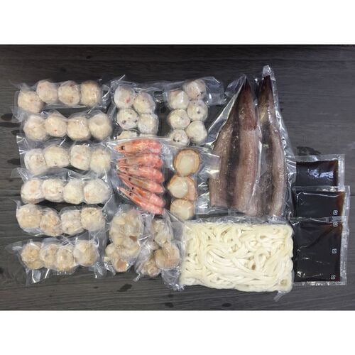 北海道 海鮮つみれ鍋 Eセット(かに入×8えび入×8とりごぼう×8たこ入×12海老×6帆立×3いか×2つぶ×2袋冷凍うどん×1)