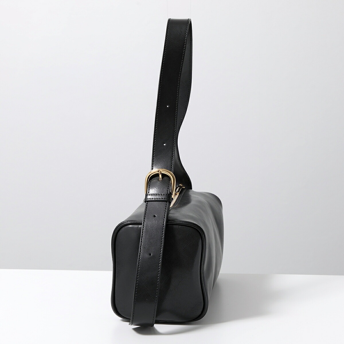 VIOLAdORO ヴィオラドーロ ハンドバッグ VOGUE ヴォーグ V-1567 レディース レザー ショルダーバッグ ワンショルダー ロゴ 鞄 BLACK 【mega】