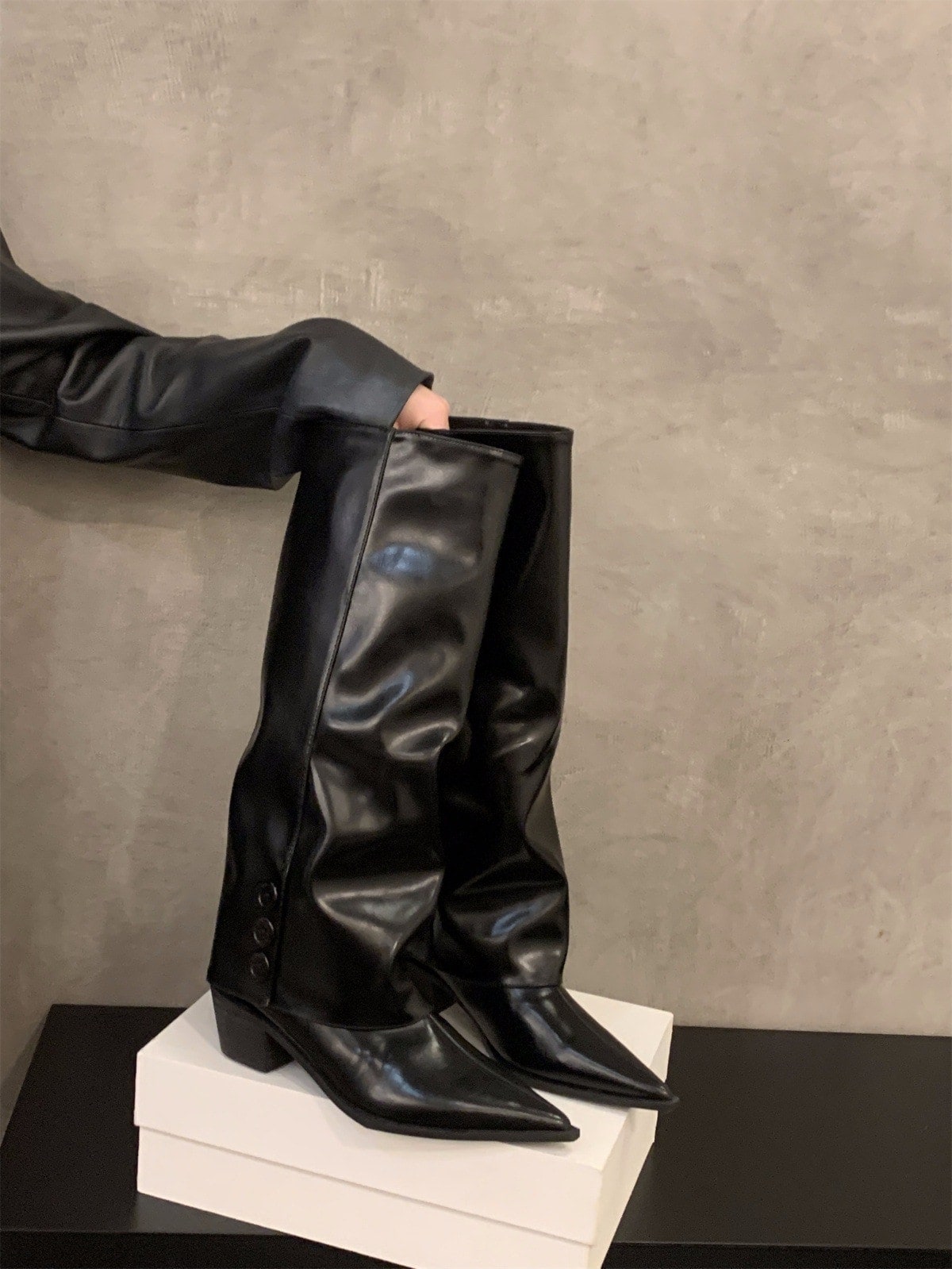 【急速発送】スエード調靴 黒 スエード マーディンブーツ ーシューズ ハイヒールブーツ ブーツ レディース ロングブーツ 冬 新作