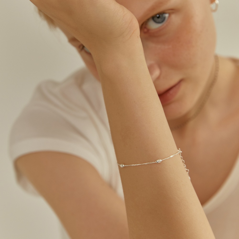 LUNNE シルバーベーシックオーバルカーブチェーンブレスレット #LSB03 LUNNE シルバーベーシックオーバルカーブチェーンブレスレット #LSB03