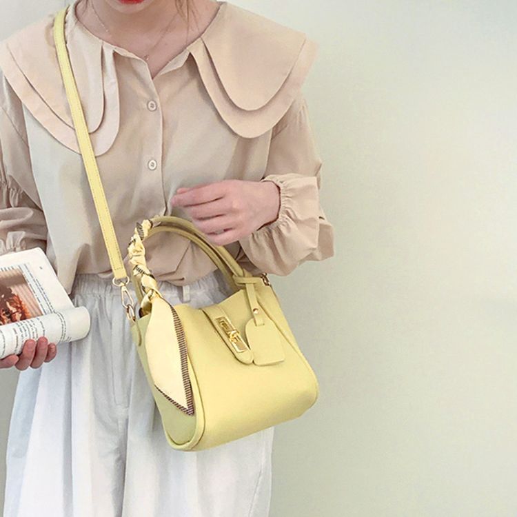 ショルダーバッグ レディース 斜めがけ 小さめ 軽量 2way 上品 大人 大学生 通勤 通学 通勤バッグ 通勤バック バック カバン ビジネス 40代 50代 ショルダーバッグ レディース 斜めがけ 小さめ 軽量 2way 上品 大人 大学生 通勤 通学 通勤バッグ 通勤バック バック カバン ビジネス 40代 50代