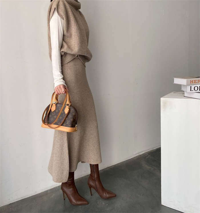 ２点で11o円OFF！【本日限定】ニットセットアップ レディース トップス ベスト フレンチスリーブ 2点セット プルオーバー スカートセット ウエストゴム セーター 二の腕カバー タートルネック ニ