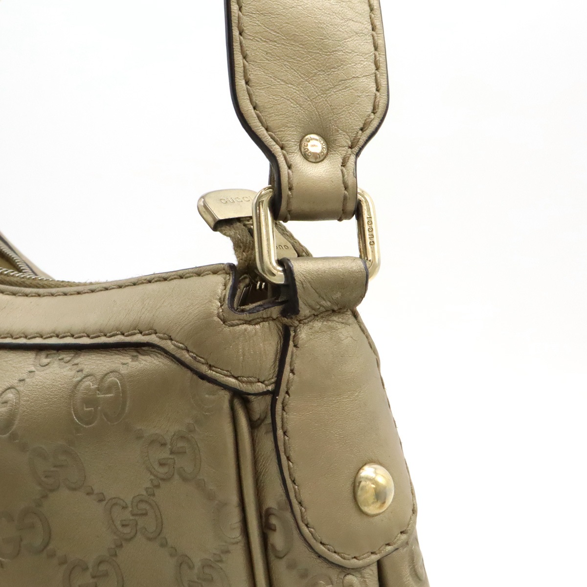 グッチシマ スーキー ショルダーバッグ ワンショルダー 肩掛け レザー ゴールド ゴールド金具 チャーム欠品 23295 グッチシマ スーキー ショルダーバッグ ワンショルダー 肩掛け レザー ゴールド ゴールド金具 チャーム欠品 23295