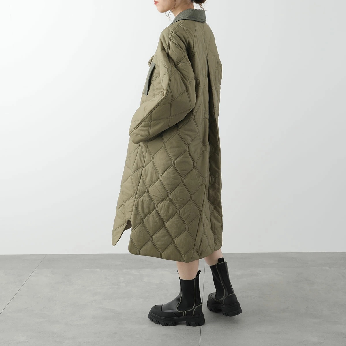 GANNI ガニー キルティングコート Quilt Raglan Midi Coat F9206 F9624 6747 レディース ジャケット 襟付き 軽量 カラー2色