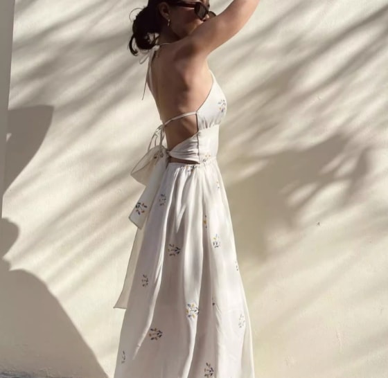 ワンピース レディース ロング 夏服 ロング マキシ丈 ノースリーブ 袖なし ホルターネック セミフレア 細身 Aライン 背中空き シフォン ウエスト オーガンジー インスタ映え SNS 映え 写真