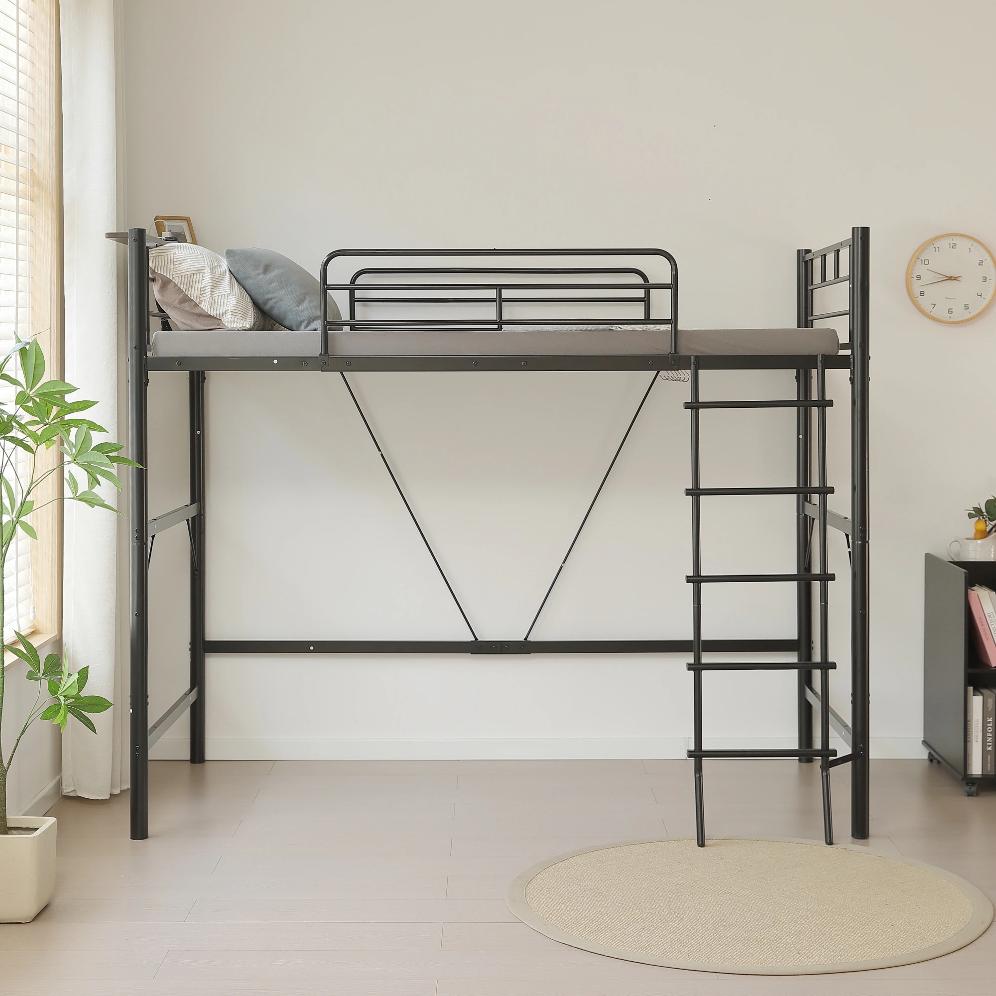 154ロフトベッド パイプベッド シングル コンセント付き 宮 ロフト ベッド 北欧風 高さ170cm ロフト ベッド 大人用 二段ベッド 子供部屋 子供ベッド 送料無料 スチール 耐震 ベッド シン 154ロフトベッド パイプベッド シングル コンセント付き 宮 ロフト ベッド 北欧風 高さ170cm ロフト ベッド 大人用 二段ベッド 子供部屋 子供ベッド 送料無料 スチール 耐震 ベッド シン