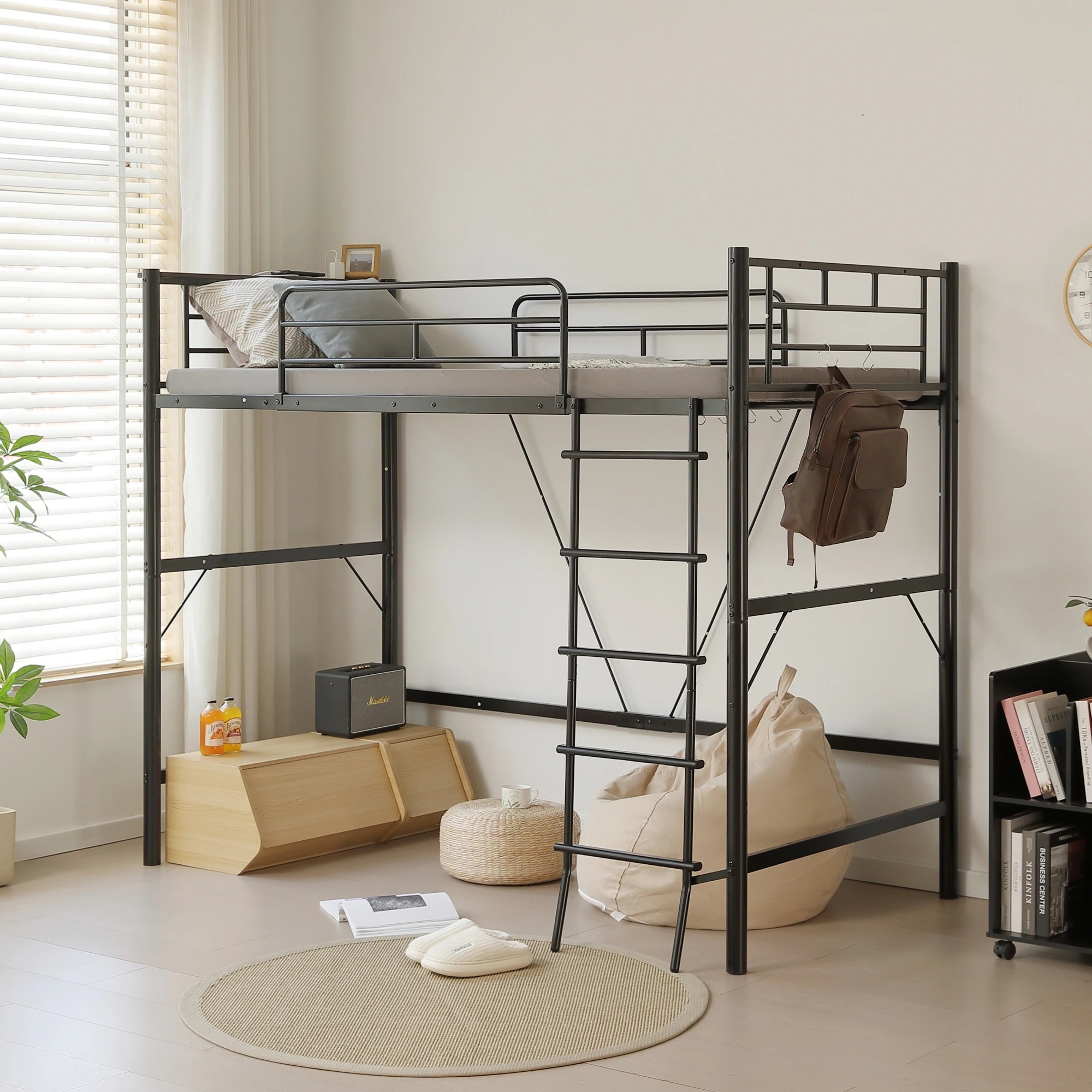 154ロフトベッド パイプベッド シングル コンセント付き 宮 ロフト ベッド 北欧風 高さ170cm ロフト ベッド 大人用 二段ベッド 子供部屋 子供ベッド 送料無料 スチール 耐震 ベッド シン 154ロフトベッド パイプベッド シングル コンセント付き 宮 ロフト ベッド 北欧風 高さ170cm ロフト ベッド 大人用 二段ベッド 子供部屋 子供ベッド 送料無料 スチール 耐震 ベッド シン